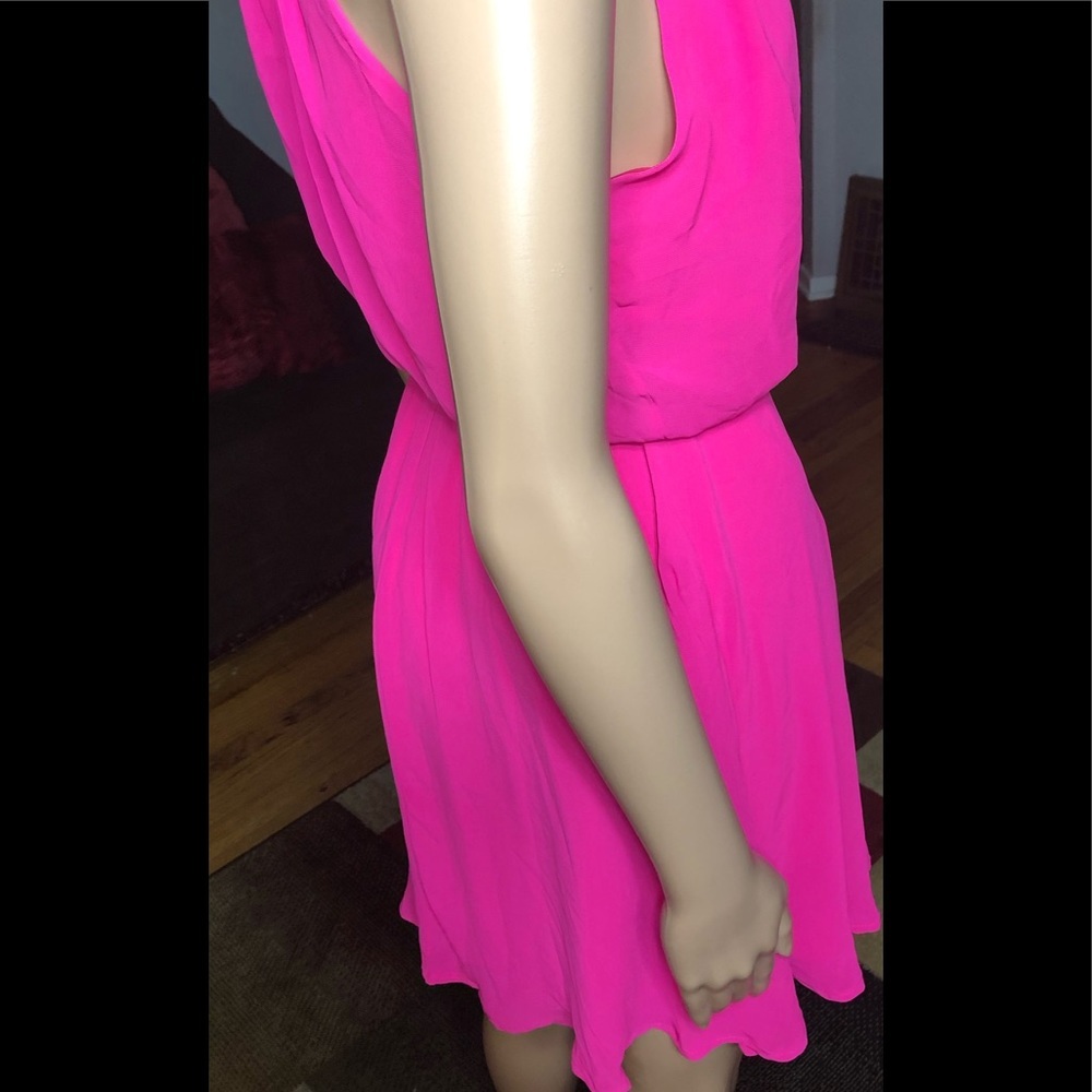 Lush flowy dress - Picture 3 of 4